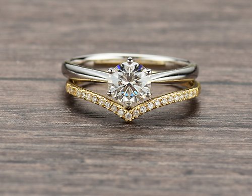 Mika 混合18K白金訂婚戒指和黃金結婚戒
