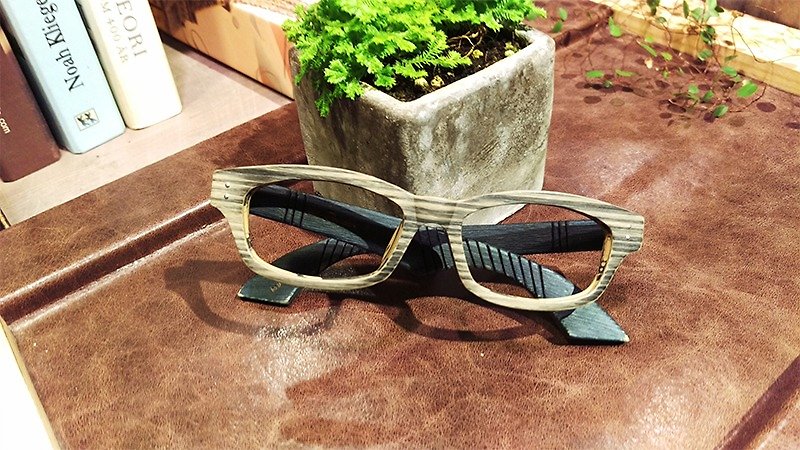 台湾手作りメガネ[MB]アクションシリーズ排他的な特許取得済みのタッチ技術美学アートワーク - 眼鏡・フレーム - 竹製 ブルー