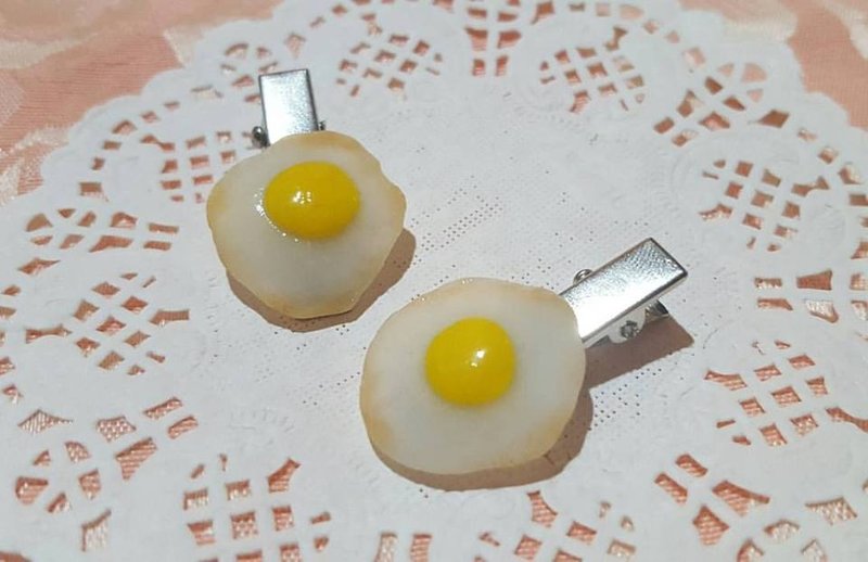 擬真食物 超營養【荷包蛋】造型髮飾/髮夾/鴨嘴夾/瀏海夾 - 髮夾/髮圈 - 黏土 白色