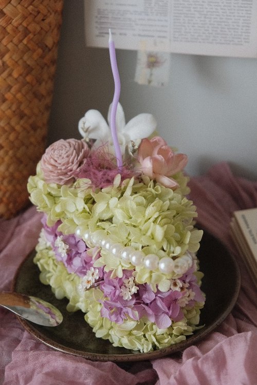 偷花賊 ❁ Flower Thief 永生切片蛋糕花 / 索拉花 乾燥花 不凋花 奶油繡球 生日 抹茶芋頭