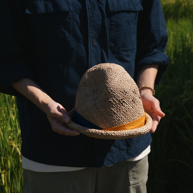 Yamagata roll hat small hill - rush weaving/custom straw hat - Hats & Caps - Plants & Flowers Khaki