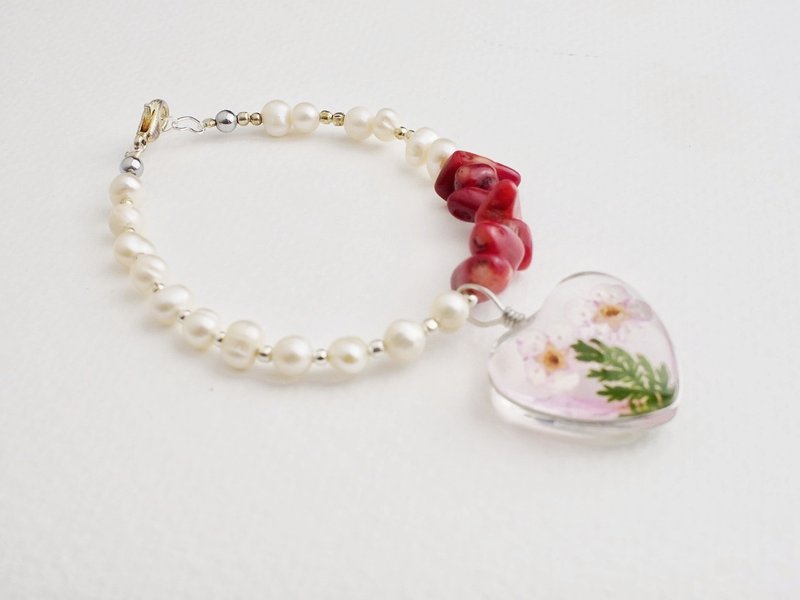 Red coral fresh water pearl bracelet - สร้อยข้อมือ - เงินแท้ สีแดง