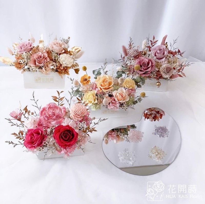 Crystal Lucky Everlasting Table Flower - ช่อดอกไม้แห้ง - วัสดุอื่นๆ สีทอง