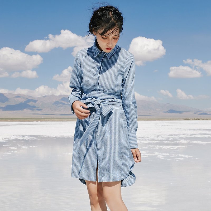 Anne Chen 2018 Spring New Women Stripe Lace Shirt Dress Dresses - ชุดเดรส - ผ้าฝ้าย/ผ้าลินิน สีน้ำเงิน