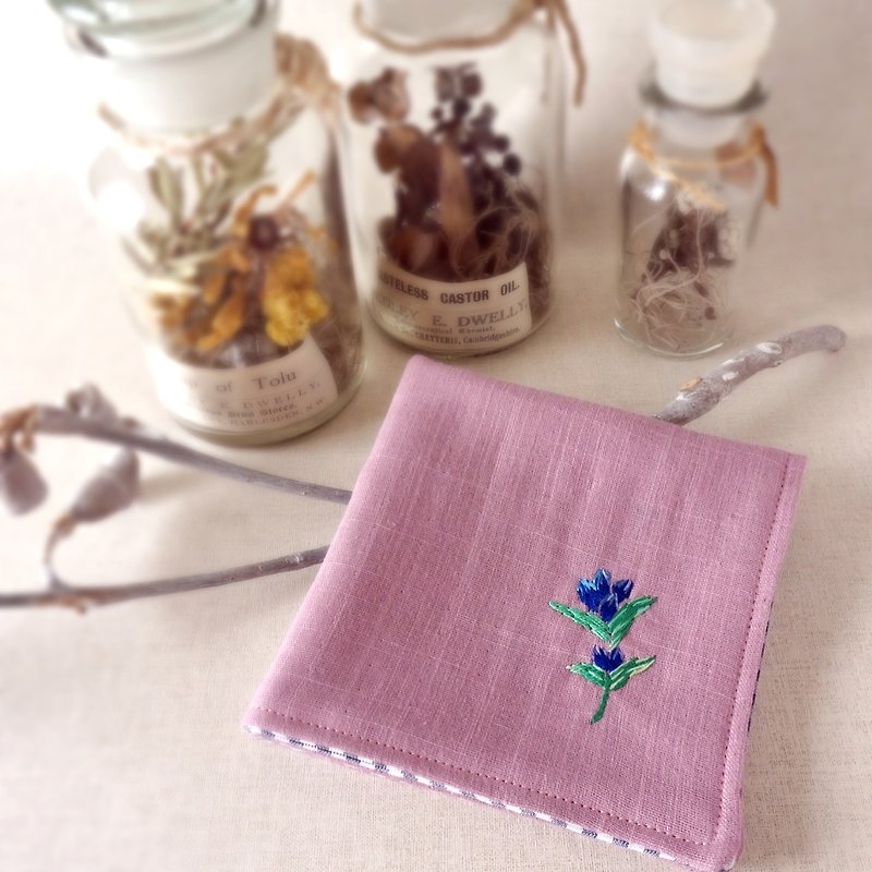 Hand embroidered gauze handkerchief  autumn bell flower(order-receiving) - Handkerchiefs & Pocket Squares - Cotton & Hemp Pink