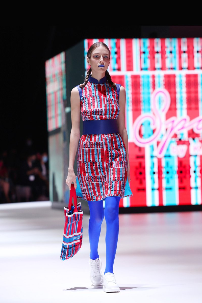 【通花鐵閘】經典紅白藍真絲長衫旗袍 | 國潮港風新中式 | 時尚 - 旗袍/改良式旗袍 - 絲．絹 多色