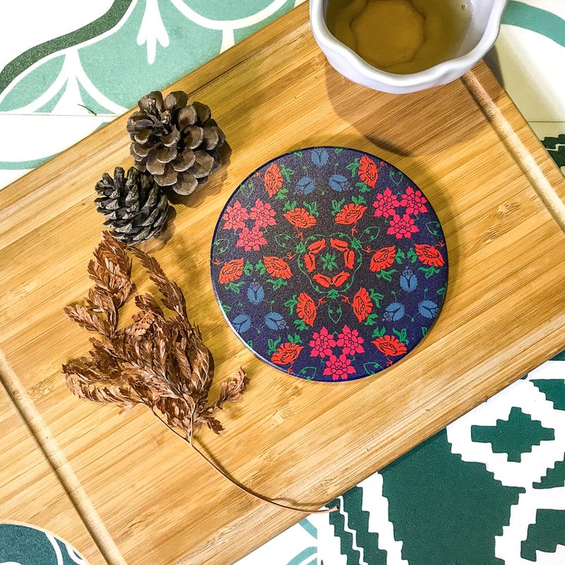 圓滾滾杯墊 ∣ 芙烈達膀膀 - 杯墊 - 陶 黑色