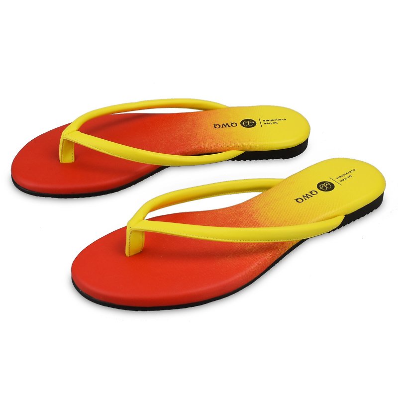 Super soft wear-resistant leather character flip flops Colorful series Orange lining Gravity insole Ultra comfort Rain wear - Slippers - Faux Leather 