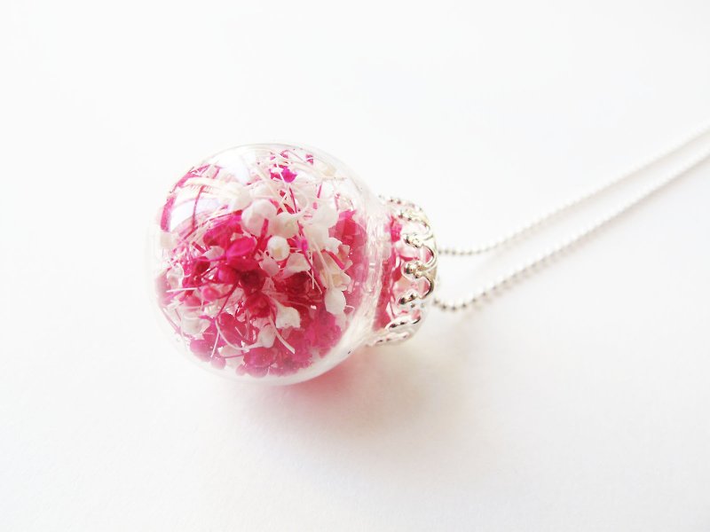 ＊Rosy Garden＊ cherry red and white color baby's breath glass ball necklace - Chokers - Glass Red