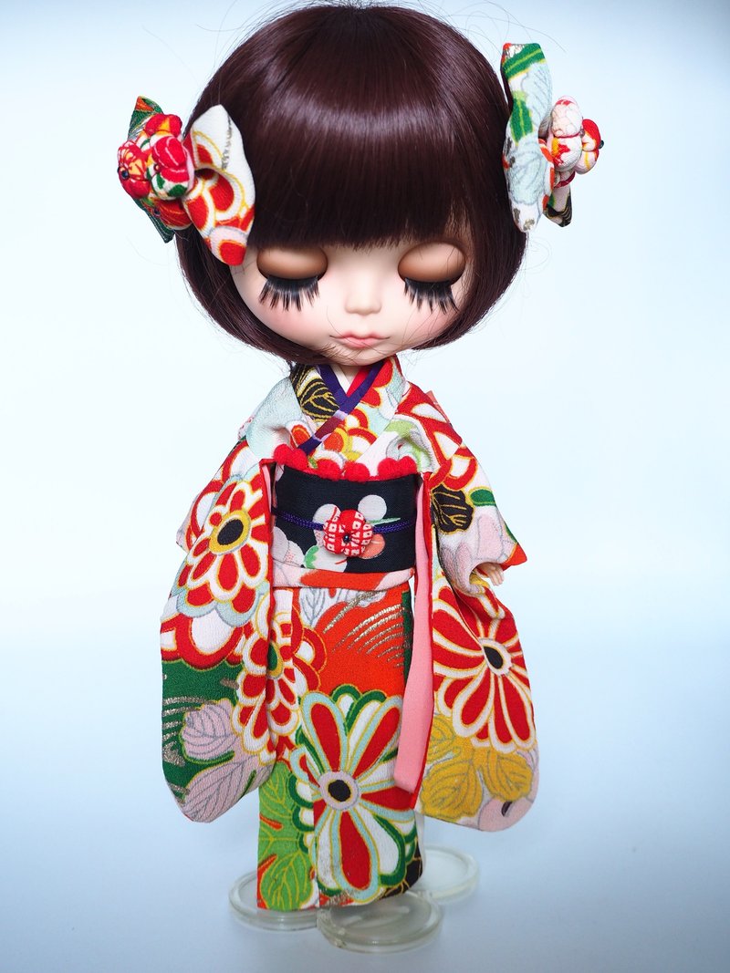 Kimono for the New Year - ตุ๊กตา - ผ้าไหม หลากหลายสี