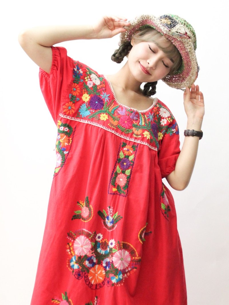 【RE0602MD041】 early summer flowers hand embroidery red American Mexican embroidery ancient dress - One Piece Dresses - Cotton & Hemp Red