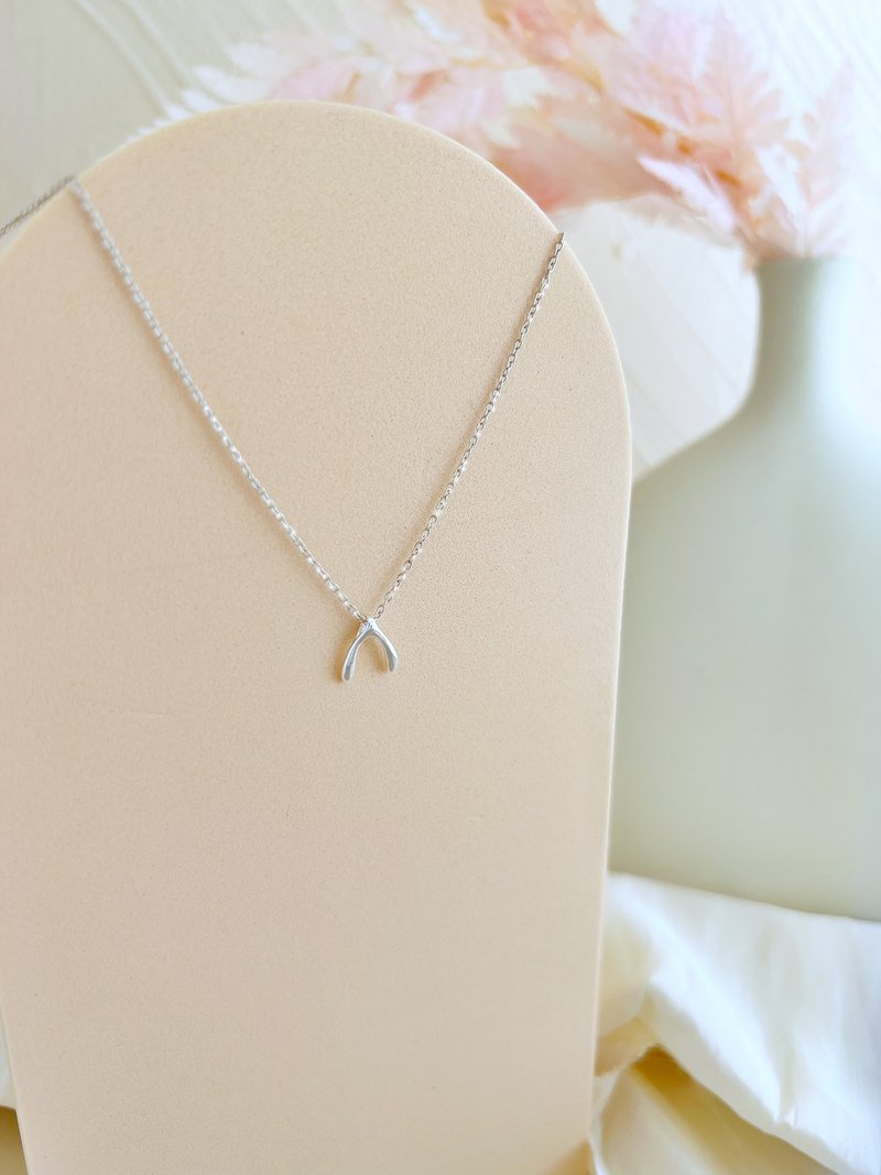 【Gift Ideas】Sterling Silver Lucky Bone Necklace- # 925 Sterling Silver Simple - สร้อยคอ - เงินแท้ สีเงิน