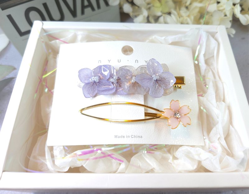 Best Friend Whispers Hydrangea Resin Hair Clip 2 Set Gift Box 2 - Hair Accessories - Resin Purple