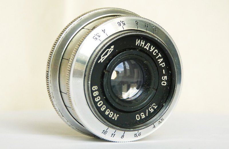 Industar-50 Soviet silver pancake lens for SLR 3.5/50 M39 mount KMZ Zenit - Cameras - Other Materials Silver