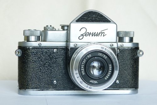 D40シルバーとパンケーキレンズ Amazon | PENTAX パンケーキレンズ DA40mmF2.8 Limited Silver