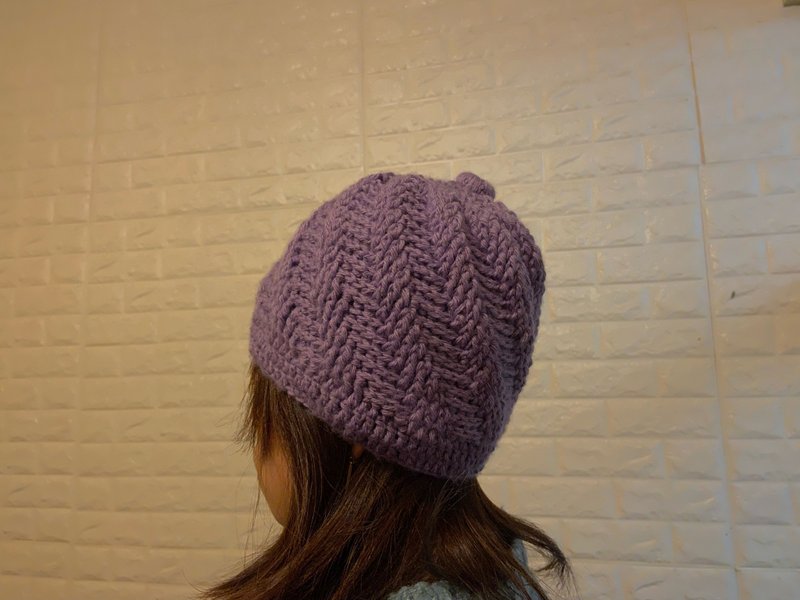 Hand-knitted woolen hat-this one only - หมวก - ขนแกะ 