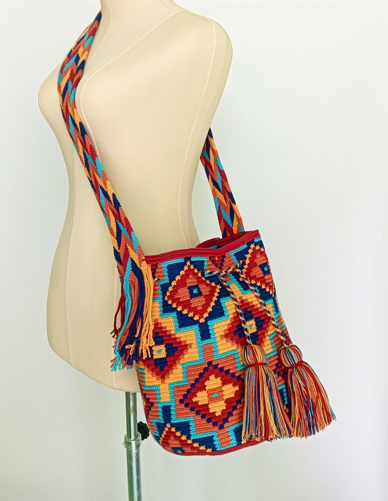 Flower mochila bag,Crossbody bag for women,Handcraft bag,Crochet bag ,Cr - 側背包/斜背包 - 棉．麻 