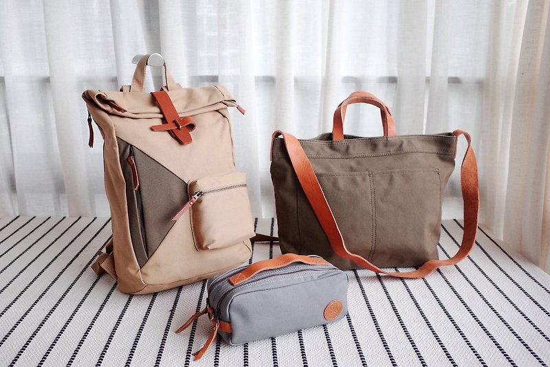 ผ้าฝ้าย/ผ้าลินิน กระเป๋าเป้สะพายหลัง สีกากี - Promotional lucky bag-color matching backpack + large capacity tote bag + storage small square bag