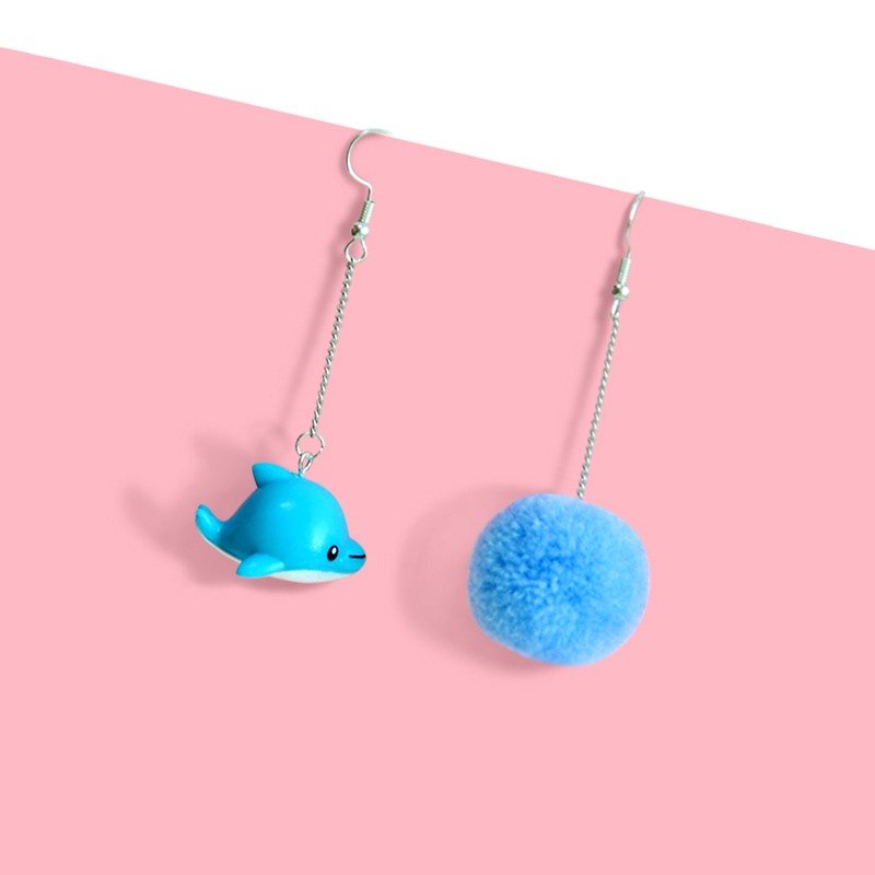 Round dolphin round doll cute fresh three-dimensional dolphin and plush ball earrings ear clip gift - Earrings & Clip-ons - Plastic Blue