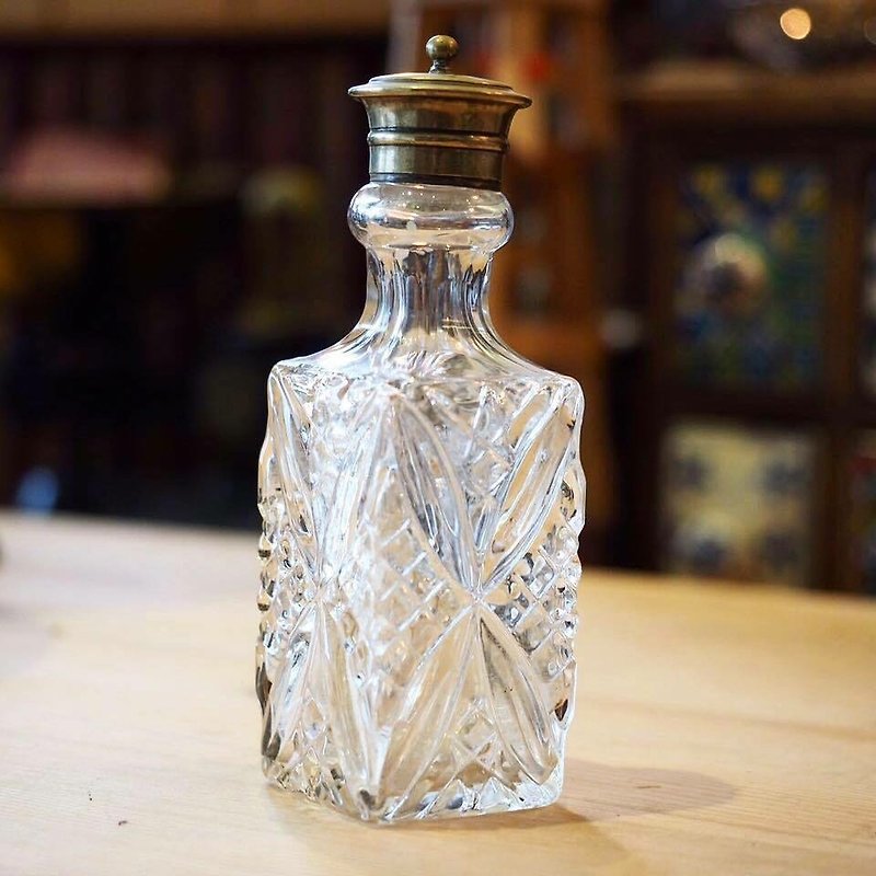 英國製 1880～1930年代早期手工切割玻璃小罐/胡椒罐/鹽罐 - 調味瓶/調味架 - 玻璃 