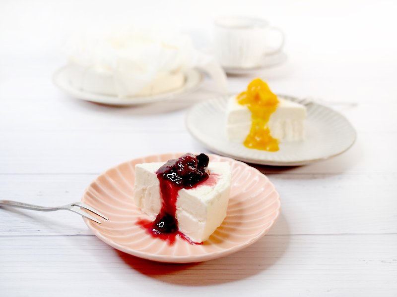 White cheesecake refreshing low-calorie 100% Hokkaido raw milk 6 inches - เค้กและของหวาน - อาหารสด ขาว