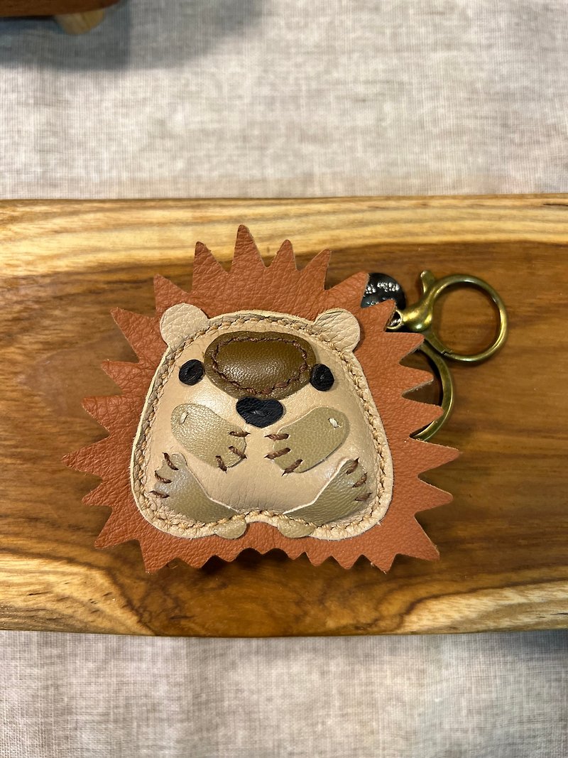 Hedgehog keychain - ที่ห้อยกุญแจ - หนังแท้ สีนำ้ตาล