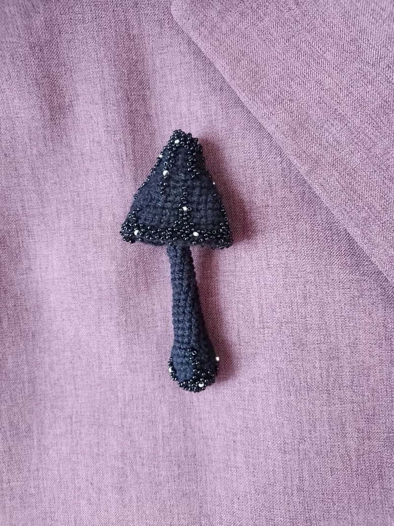 Handmade cotton brooch mushroom and beads decor/black pins/ BOHO brooch gift - 胸針 - 其他材質 黑色