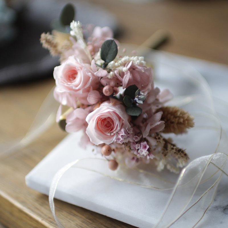 Wrist Flower (Dried Flower/Preserved Flower) - Fresh Pink - เข็มกลัด/ข้อมือดอกไม้ - พืช/ดอกไม้ สึชมพู