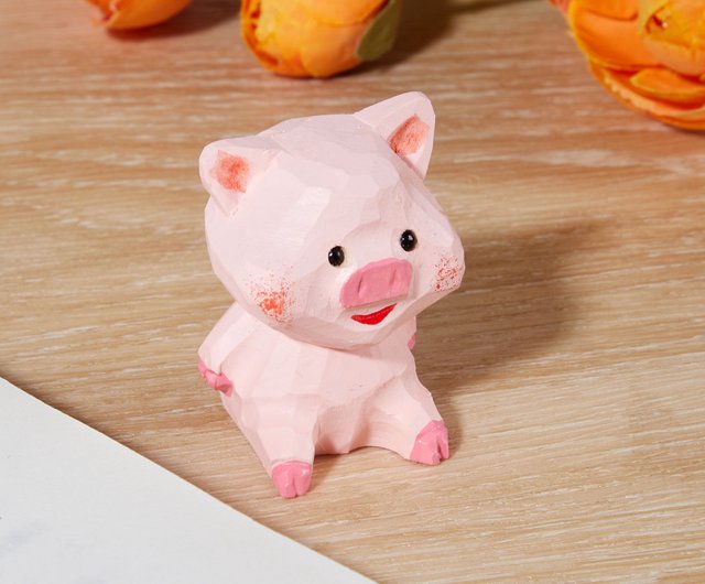 Pajo かわいいピンクのブタの木の彫刻 - ショップ Mokuomo 置物 - Pinkoi
