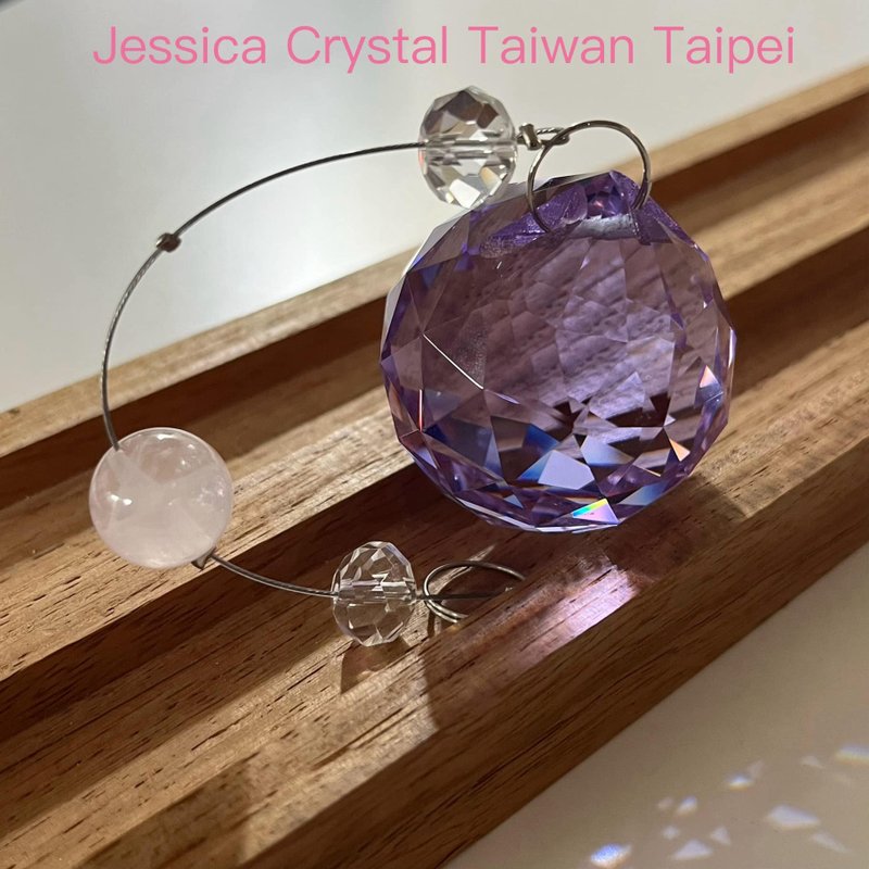 Open the door and see the light of wisdom. Natural crystal rosewood. Colorful light. Energy. Purple Feng Shui. - ของวางตกแต่ง - คริสตัล สีม่วง