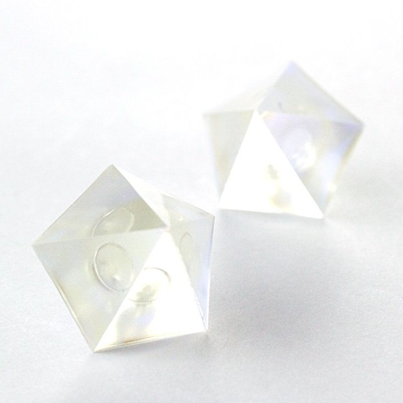 Pentagon earrings (light) - ต่างหู - วัสดุอื่นๆ หลากหลายสี