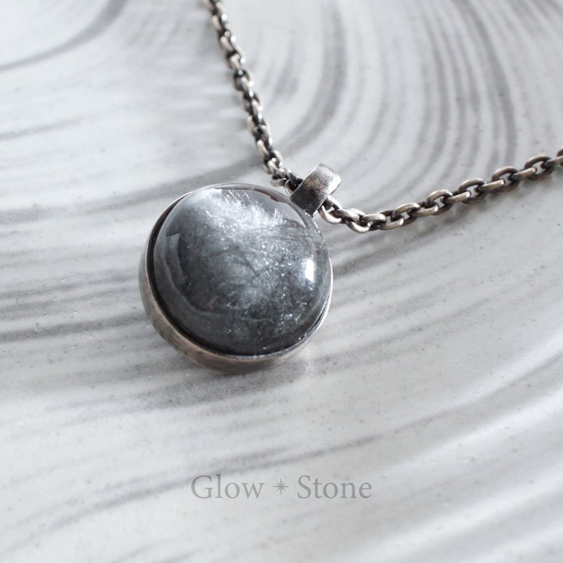 藍黑兔毛 水晶吊墜 Blue Black Rabbit Hair/ Rutilated Quartz - 項鍊 - 水晶 灰色