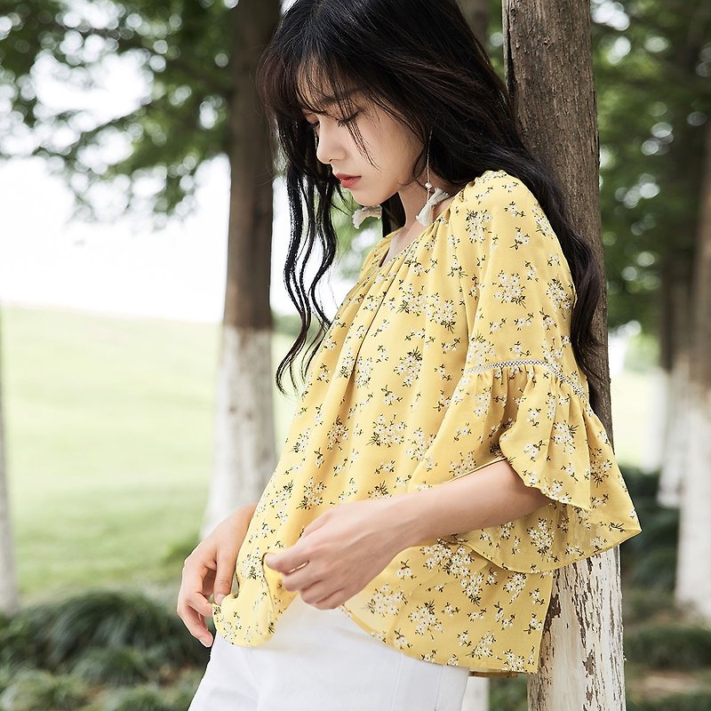 Anne Chen 2017 summer new lady floral flower leaves sleeves chiffon blouse - Women's Tops - Polyester Yellow