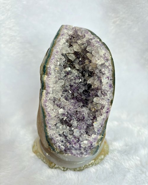 Iolite Gallery 。日常飾品小店。 *閃牙窩窩* 天然 紫彩晶 Natural crystal 擺件