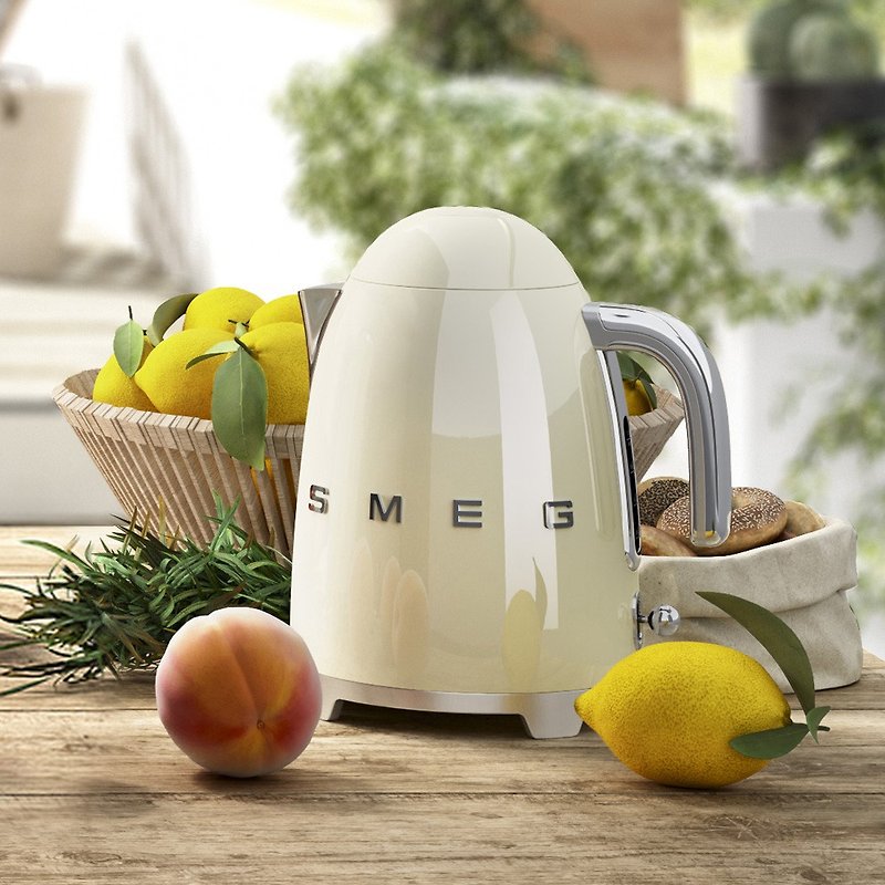 【SMEG】Italy large capacity 1.7L electric kettle-cream - เครื่องใช้ไฟฟ้าในครัว - โลหะ สีกากี