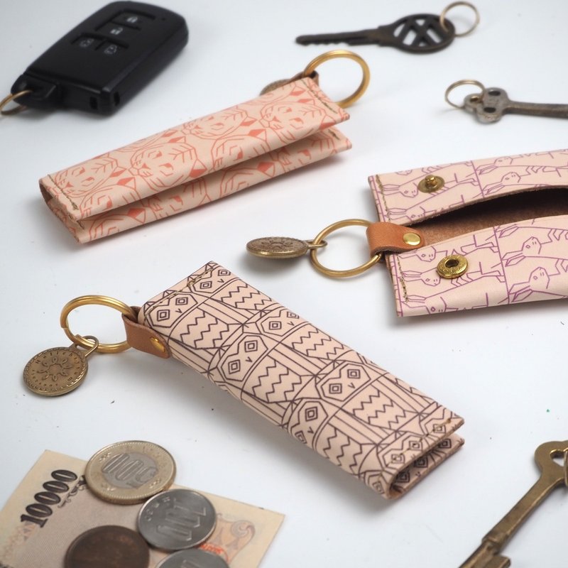 Wallet keychain / 12 types of amulet designs - Keychains - Genuine Leather Multicolor