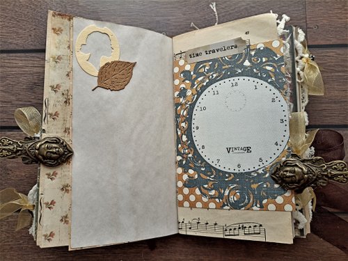 大容量ジャンクジャーナル素材に♡ビンテージ紙モノ洋書ノート古書　絵本 81-kKSqJX+L._AC_SY200_QL15_.jpg