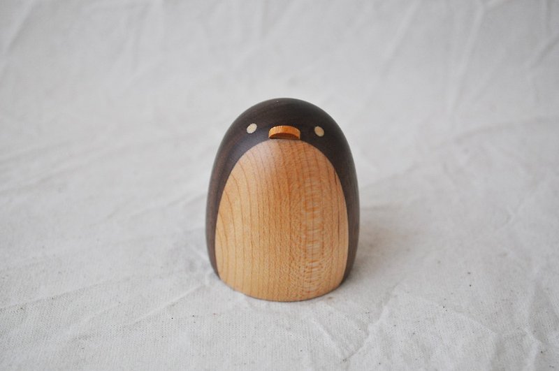 親ペンギン　ウォルナット　2 - 公仔模型 - 木頭 咖啡色
