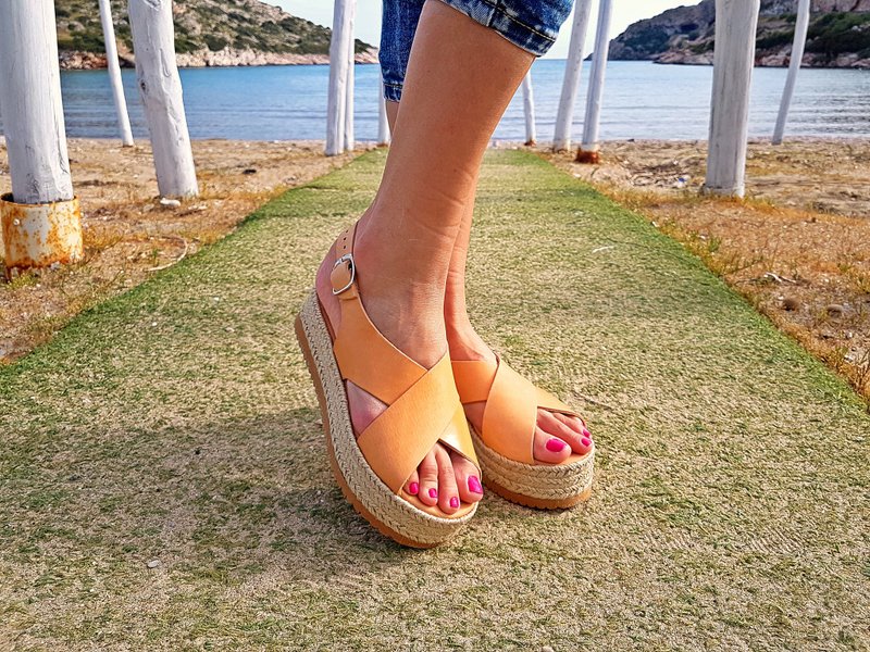 Natural Brown Leather Sandals with Platform, Slingback Sandals Women Handmade. - 涼鞋 - 真皮 咖啡色