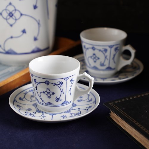 L&R 古董與珍奇老件 德國Jäger唐草Blau Saks茶杯組/咖啡杯