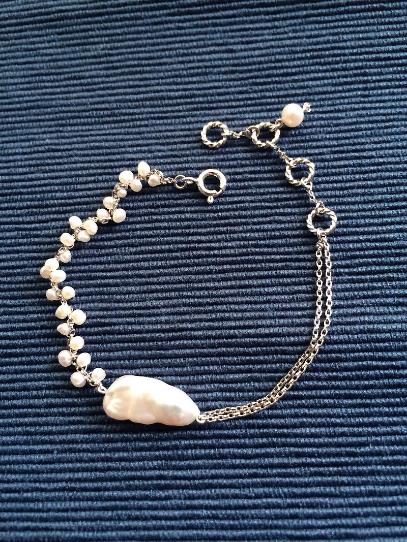 Home Design 100% Handmade 925 Silver Rainy Series Freshwater Pearl Recycled Bead Bracelet - สร้อยข้อมือ - ไข่มุก ขาว