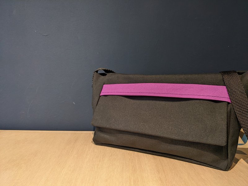 Purple running small school bag - กระเป๋าแมสเซนเจอร์ - ผ้าฝ้าย/ผ้าลินิน ขาว