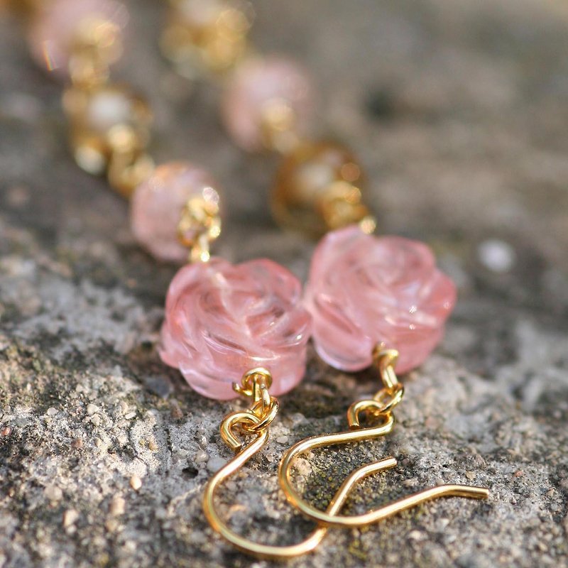 Earrings glass Lampwork Beads Brass with gold plating pink 125