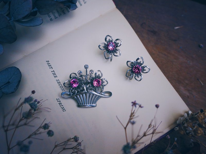 Van Dell 粉紅花禮純銀胸針耳環－美國古董首飾 Vintage Jewelry - 胸針 - 純銀 