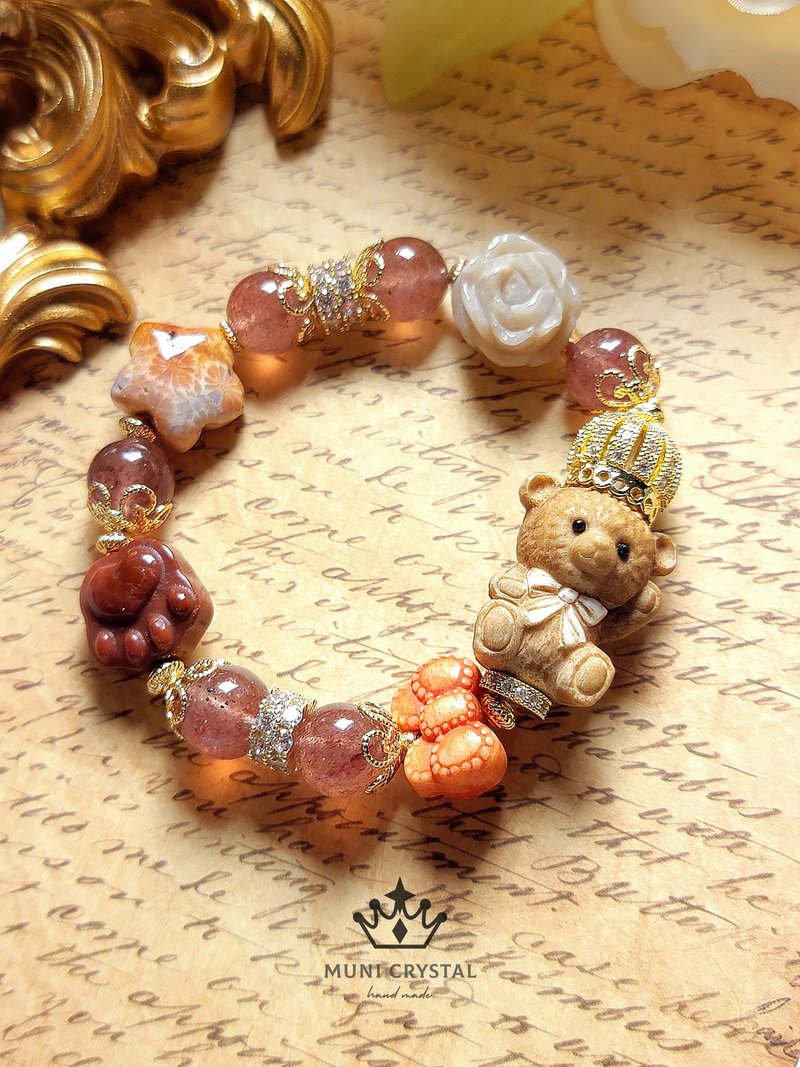 鹿角根付テディベア。サンゴ玉アラシャン スターライトピジョンブラッドストロベリークォーツ ボリューム感あふれるデザイン - ブレスレット - クリスタル レッド