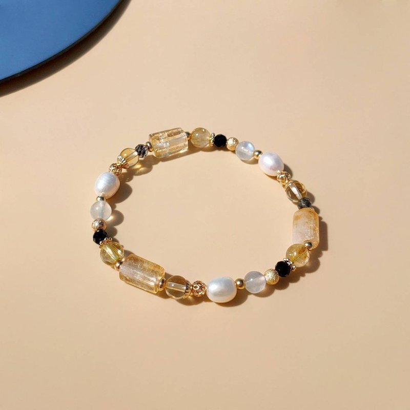 光暗。黃水晶 淡水珍珠 月光石 14K包金 水晶礦石設計手鍊 - 手鍊/手環 - 水晶 黃色