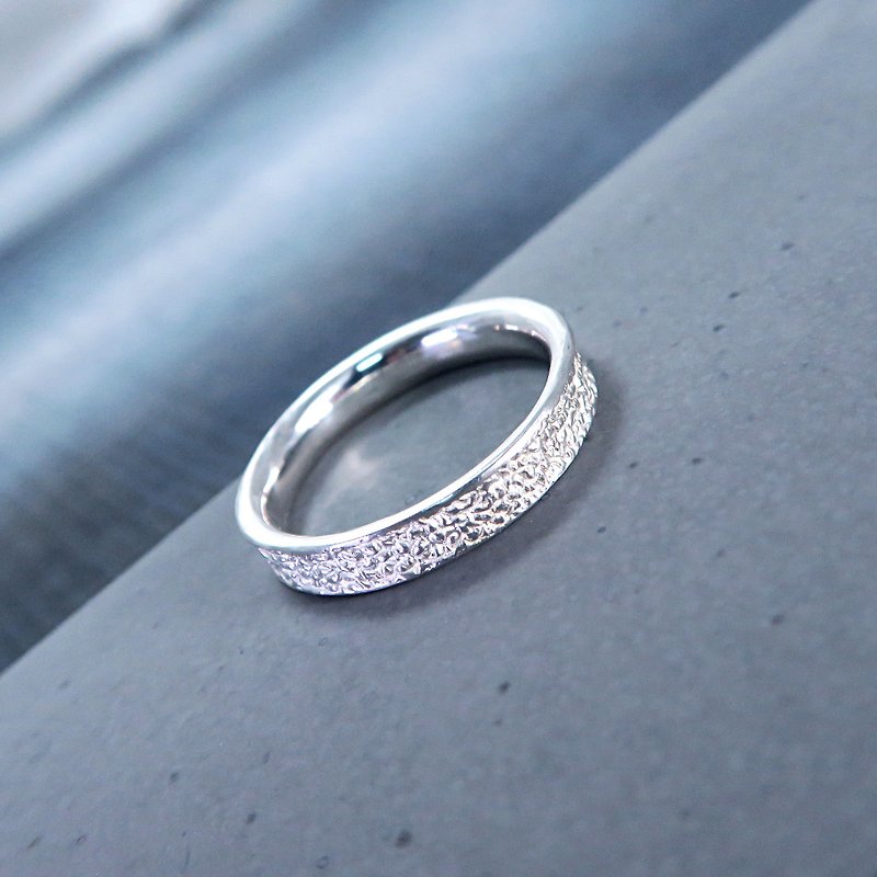 Pre-Order-Natural Soil Women's 925 Sterling Silver Ring ART64 (one ring without chain) - แหวนทั่วไป - เงินแท้ สีเงิน