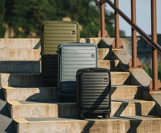 LOJEL Cubo M ブラック Upgraded version [LOJEL] CUBO FIT 29.5-inch front-opening