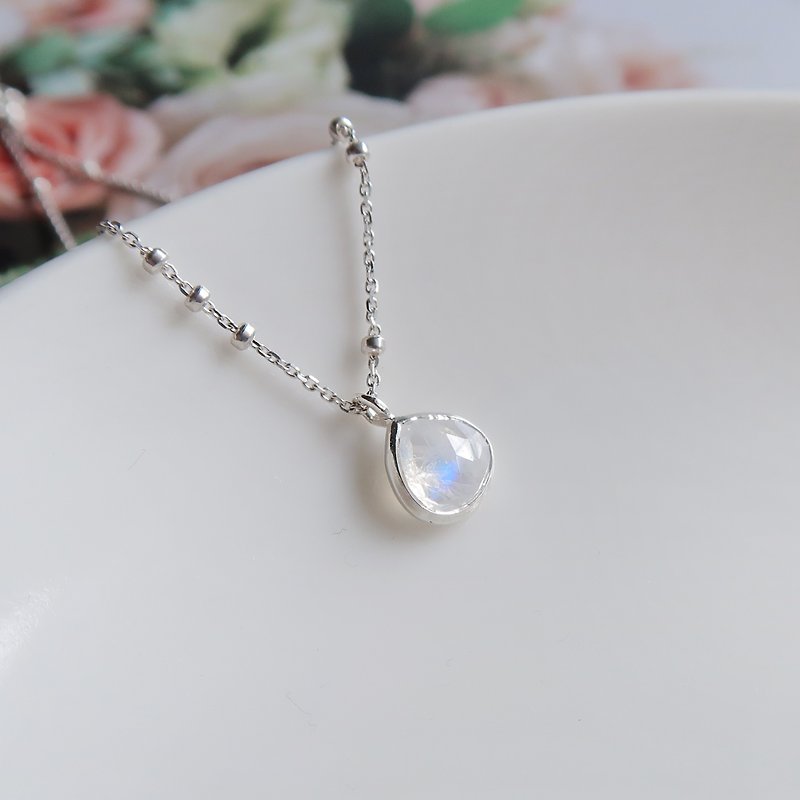 Mother's Day gift 925 sterling silver drop-shaped moonstone dot chain necklace free packaging - Necklaces - Sterling Silver White