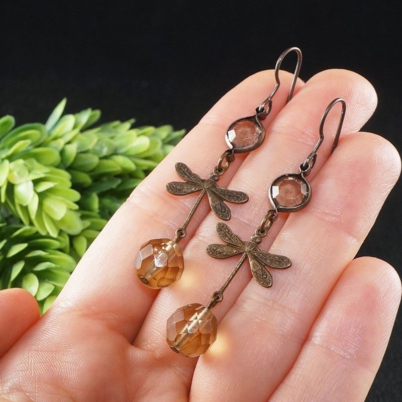 Brown Brass Vintage Patina Dragonfly Beige Glass Large Long Earrings Jewelry - 耳環/耳夾/耳骨夾 - 銅/黃銅 咖啡色